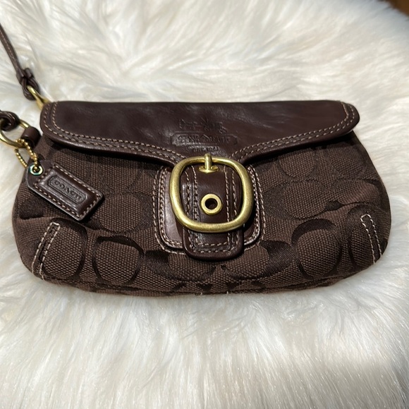 Coach Signature Wristlet Chocolate Brown EUC - Picture 10 of 12